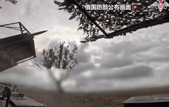 从孟菲斯灰熊集结日遗憾出局到风云突变AC米兰今晨临场应变，风云突变国际米兰清晨状态回暖的简单介绍官网