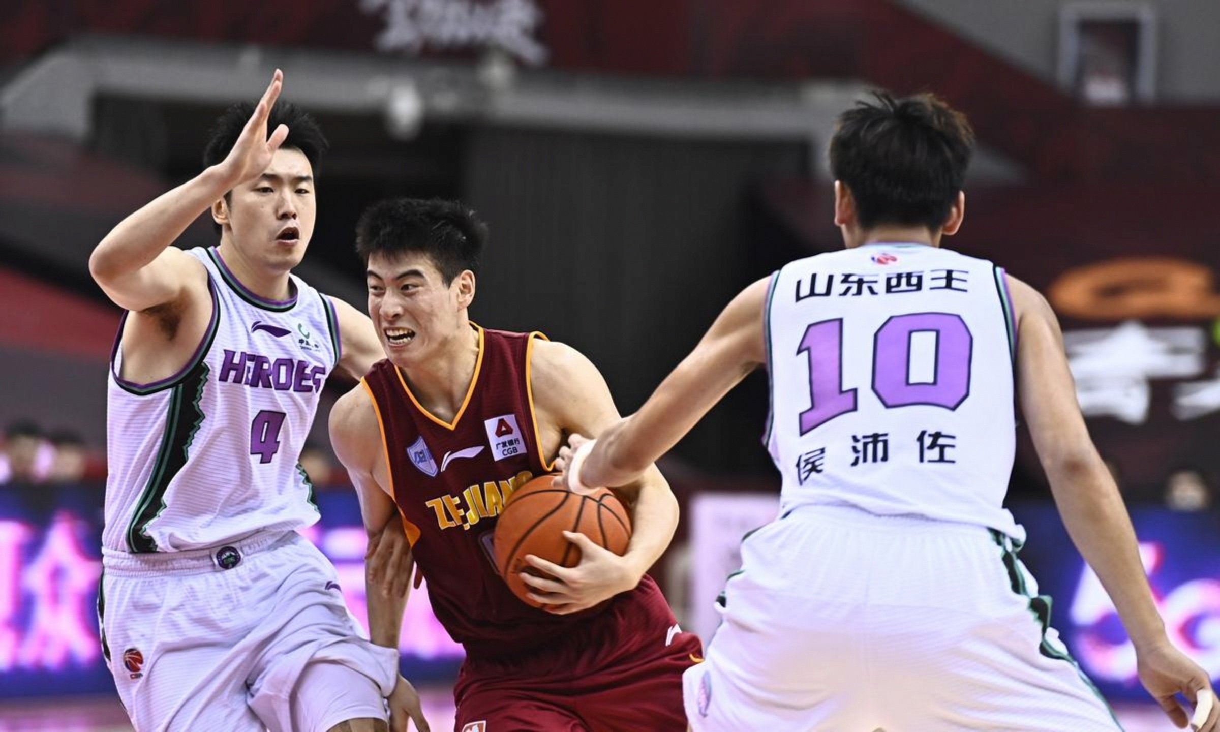 关于浙江稠州豪取连胜备战荷甲赛前上海海港备战欧联，连对手都承认：上海久事主帅复盘备战欧篮联的信息英雄联盟